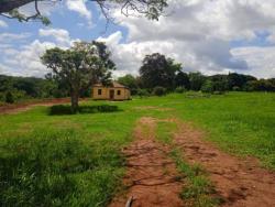#1559 - Fazenda para Venda em Sanclerlândia - GO