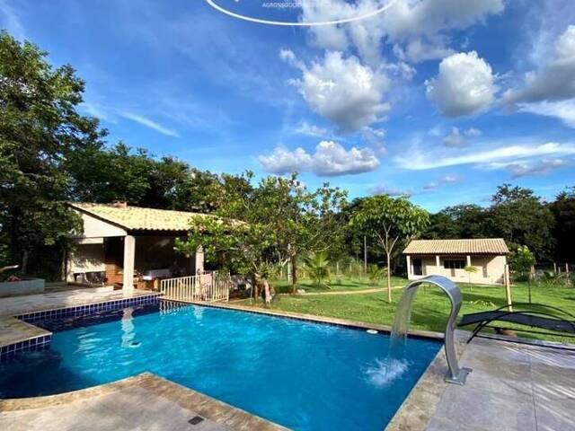 Venda em zona rural - Bela Vista de Goiás