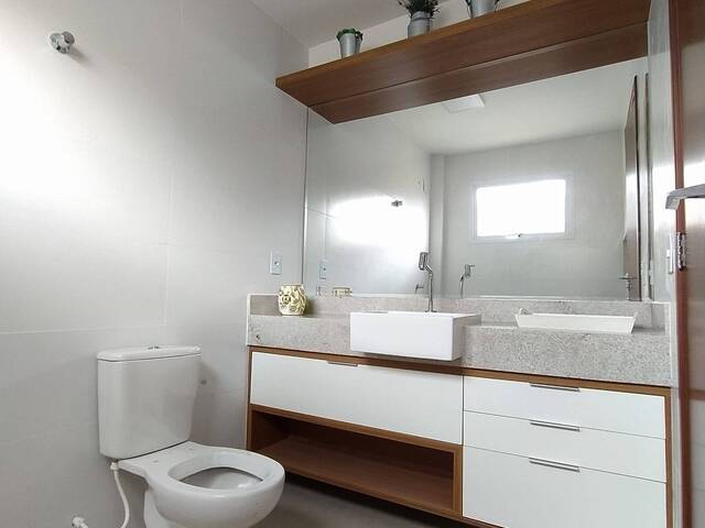 #194 - Casa em condomínio para Venda em Aparecida de Goiânia - GO