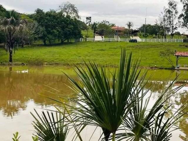 Venda em zona rural - Bela Vista de Goiás