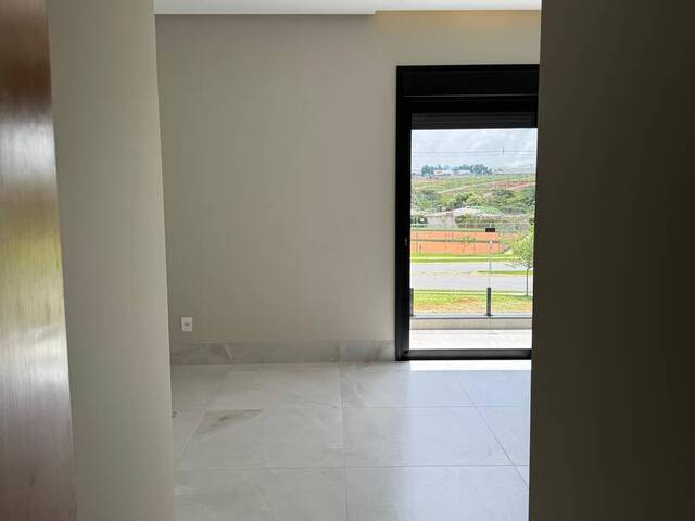 Casa em condomínio para Venda em Aparecida de Goiânia - 5