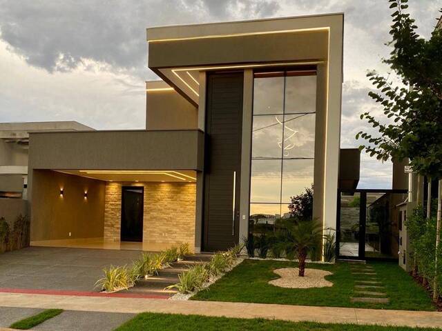 Venda em Residencial Parqville Jacarandá - Aparecida de Goiânia