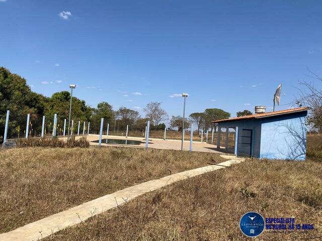 Venda em zona rural - Bela Vista de Goiás