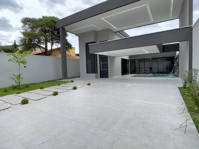 #3372 - Casa para Venda em Goiânia - GO