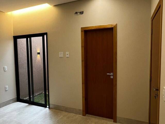 #3397 - Casa para Venda em Goiânia - GO
