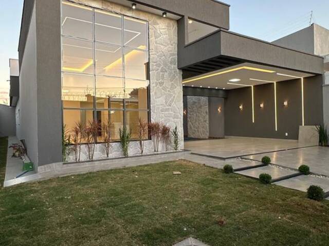 #3414 - Casa para Venda em Goiânia - GO