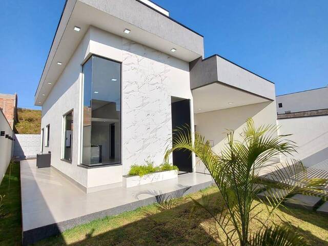 #3415 - Casa para Venda em Caldas Novas - GO