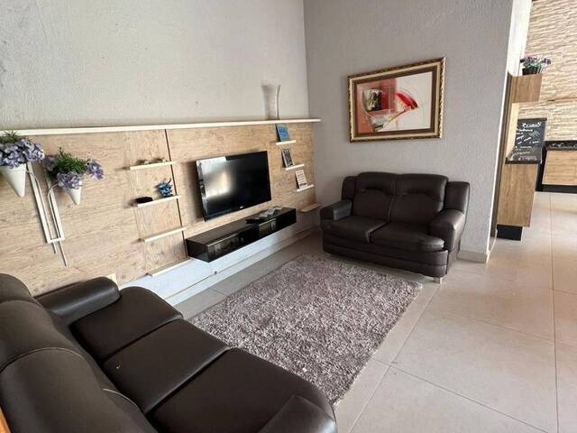 #3441 - Casa para Venda em Goiânia - GO