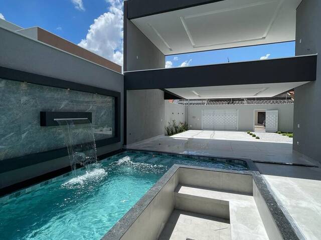 #3490 - Casa para Venda em Goiânia - GO