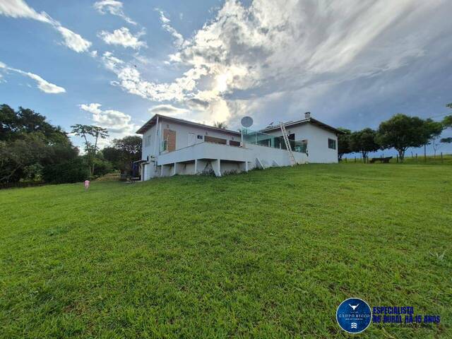 Venda em zona rural - Hidrolândia