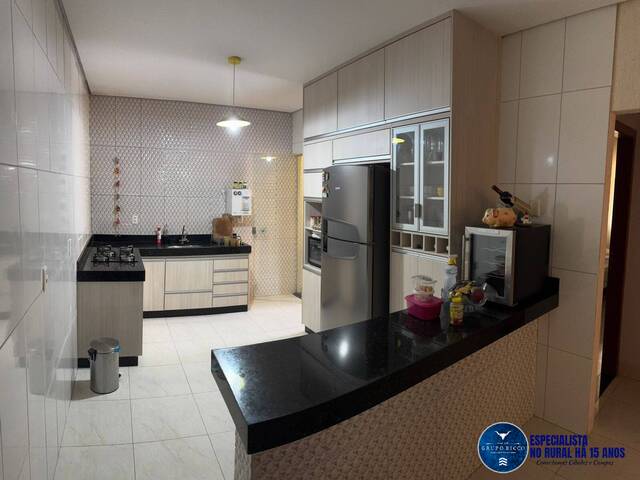 Casa para Venda em Goiânia - 5