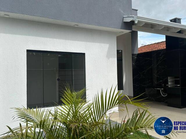 #3521 - Casa para Venda em Goiânia - GO