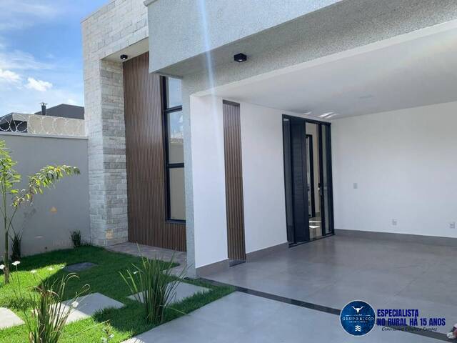 #3526 - Casa para Venda em Goiânia - GO