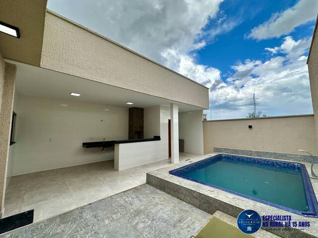 #3527 - Casa para Venda em Aparecida de Goiânia - GO