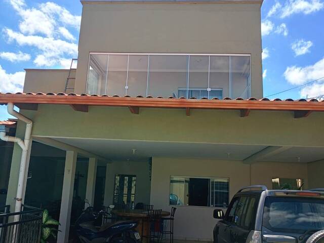 #3584 - Sobrado para Venda em Goiânia - GO