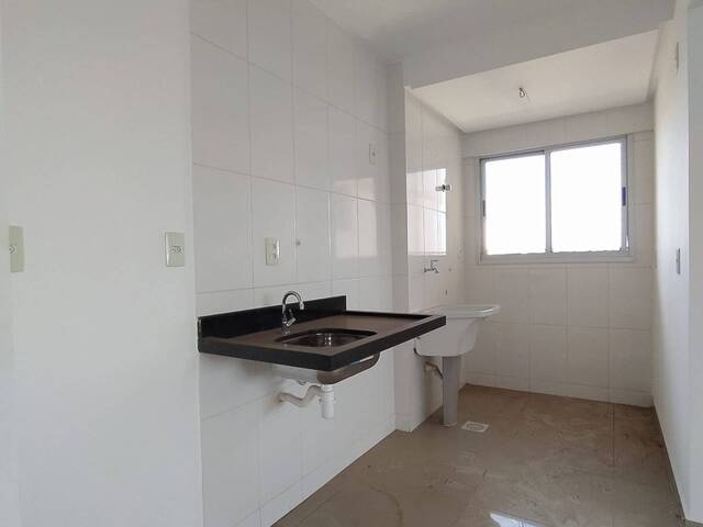 #195 - Apartamento para Venda em Goiânia - GO