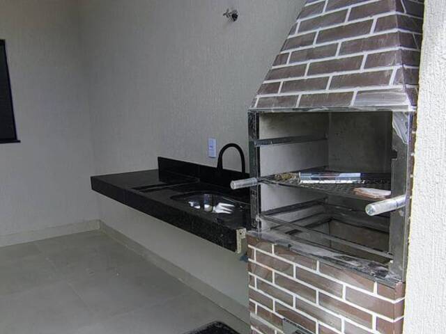 #3599 - Casa para Venda em Goiânia - GO