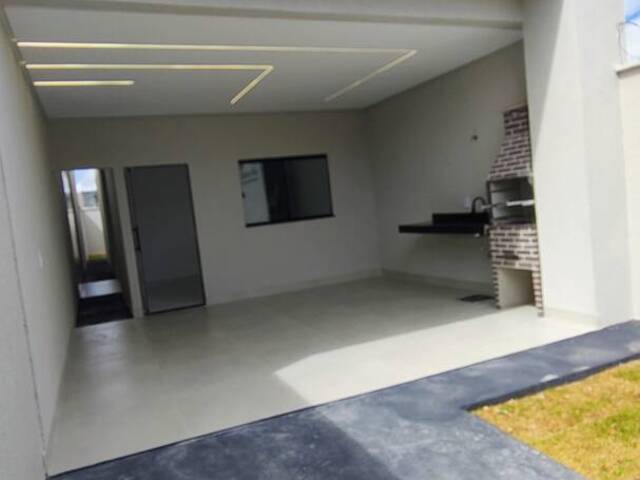#3599 - Casa para Venda em Goiânia - GO
