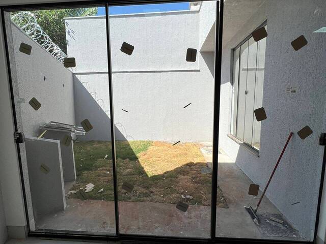 #3624 - Casa para Venda em Aparecida de Goiânia - GO