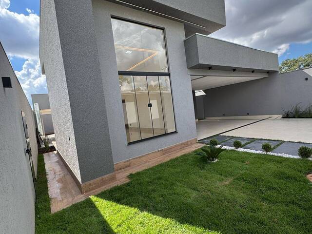 #3639 - Casa para Venda em Goiânia - GO