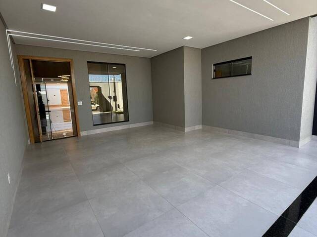 #3643 - Casa para Venda em Goiânia - GO