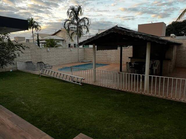 #3677 - Casa em condomínio para Venda em Goiânia - GO