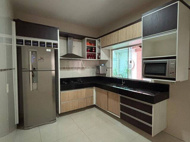 Venda em Garavelo Residencial Park - Aparecida de Goiânia