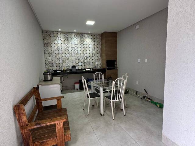 #3713 - Casa para Venda em Goiânia - GO