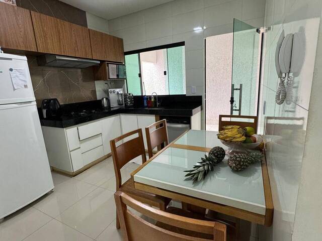 #3713 - Casa para Venda em Goiânia - GO