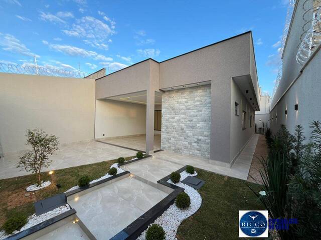 #3725 - Casa para Venda em Goiânia - GO