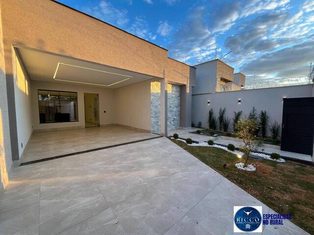 #3725 - Casa para Venda em Goiânia - GO