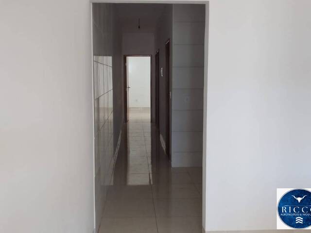 #3810 - Casa para Venda em Aparecida de Goiânia - GO