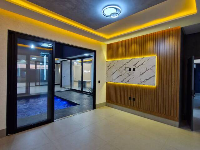 #3811 - Casa para Venda em Goiânia - GO