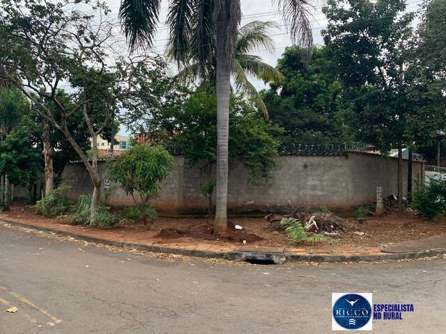 #3825 - Casa para Venda em Goiânia - GO