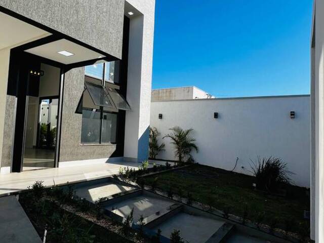 #3831 - Casa para Venda em Goiânia - GO