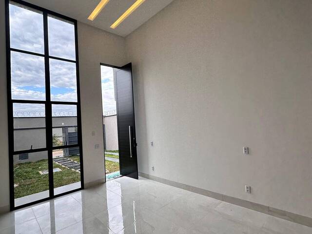 Casa para Venda em Aparecida de Goiânia - 5