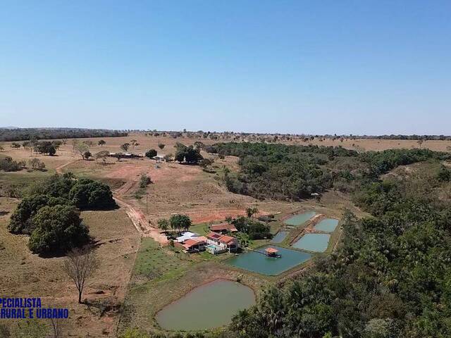 Venda em zona rural - Bom Jardim de Goiás