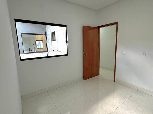 #3873 - Casa para Venda em Aparecida de Goiânia - GO