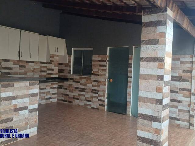 #3883 - Casa para Venda em Goiânia - GO