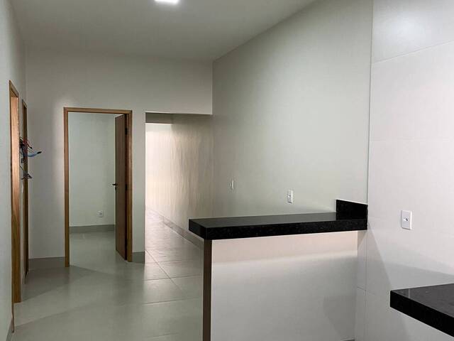 #3887 - Casa para Venda em Aparecida de Goiânia - GO