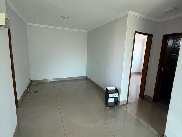 #3889 - Casa para Venda em Goiânia - GO