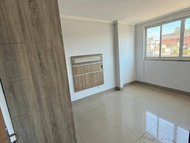 #3889 - Casa para Venda em Goiânia - GO