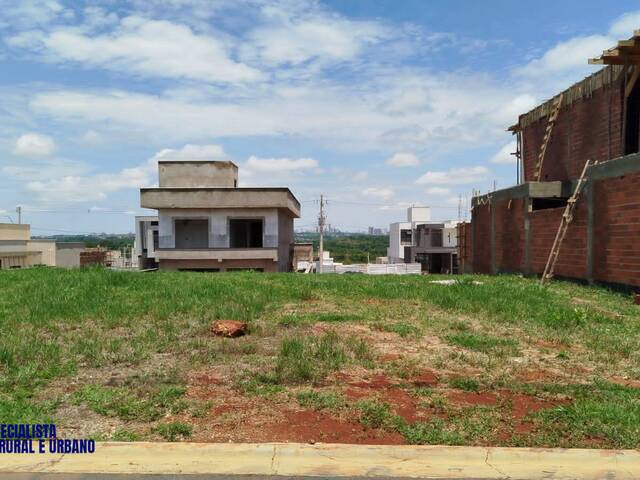 #3903 - Terreno em condomínio para Venda em Senador Canedo - GO
