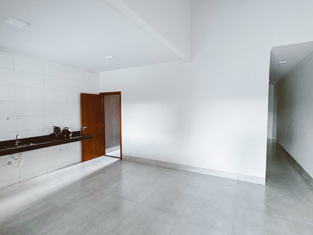 #3912 - Casa para Venda em Aparecida de Goiânia - GO