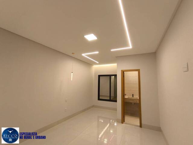 #3920 - Casa para Venda em Goiânia - GO