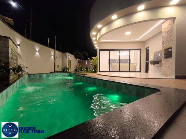 #3921 - Casa para Venda em Goiânia - GO