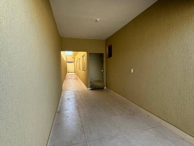 #3922 - Casa para Venda em Aparecida de Goiânia - GO