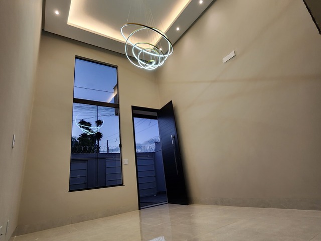 #3923 - Casa para Venda em Aparecida de Goiânia - GO