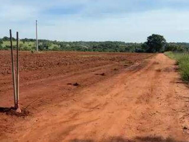 Venda em zona rural - São Luís de Montes Belos