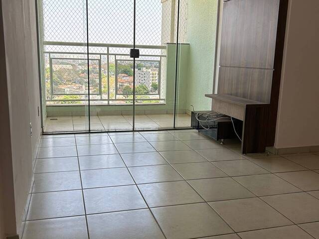 #3952 - Apartamento para Venda em Goiânia - GO